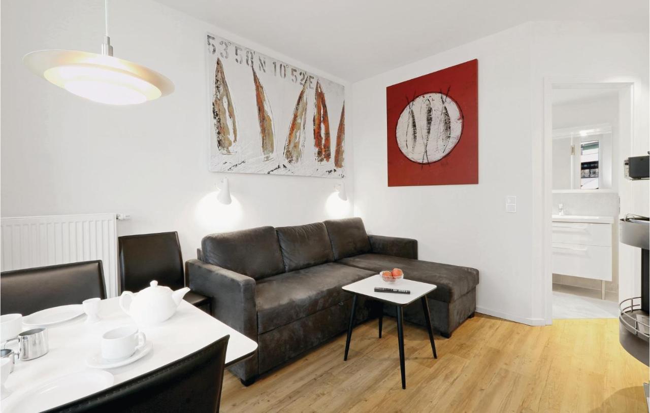 Amazing apartment in Lbeck Travemnde with 1 Bedrooms&WiFi Lübeck Buitenkant foto