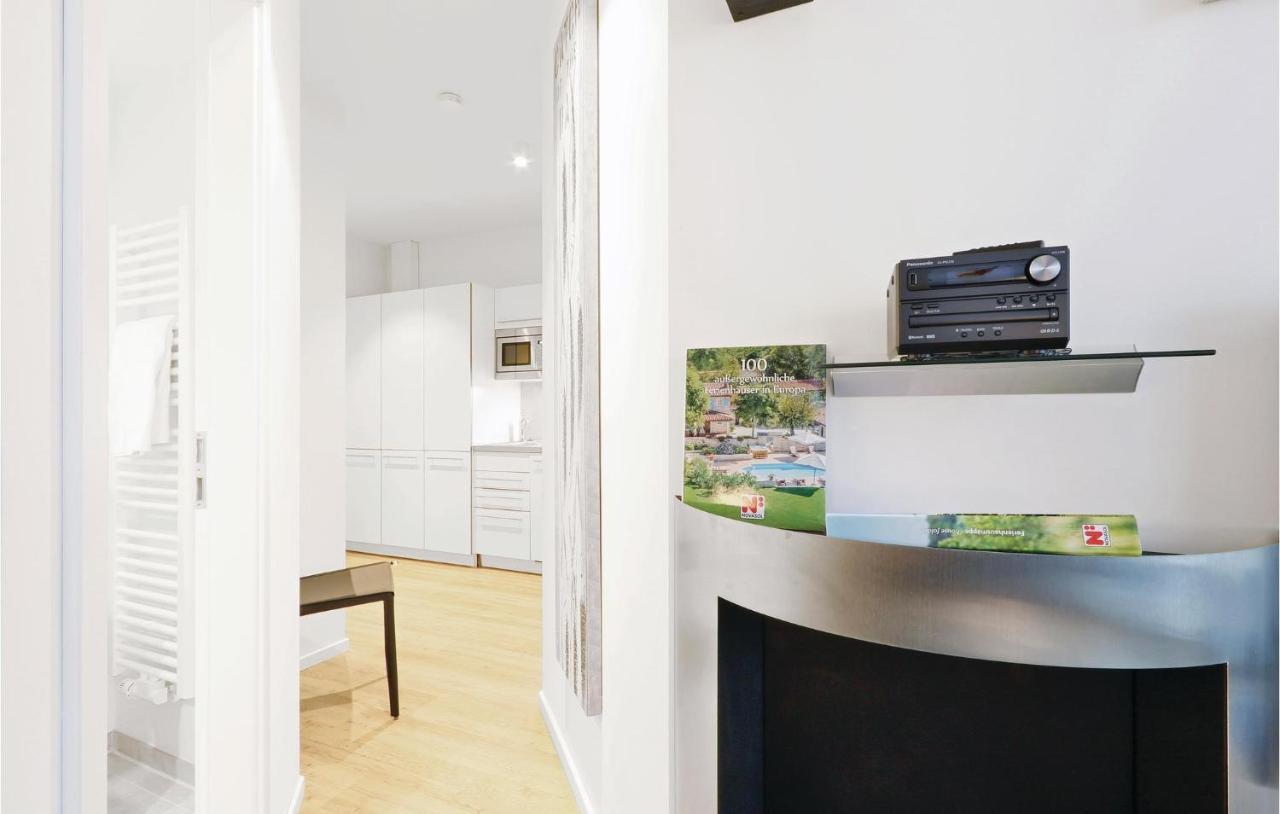 Amazing apartment in Lbeck Travemnde with 1 Bedrooms&WiFi Lübeck Buitenkant foto